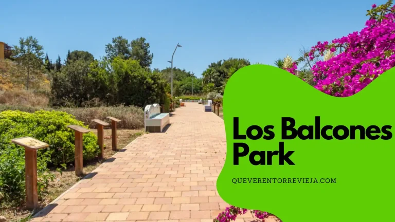 Los Balcones Park "Queen of Salt" in Torrevieja